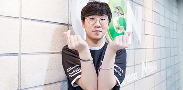 面对快船严 面对快船严