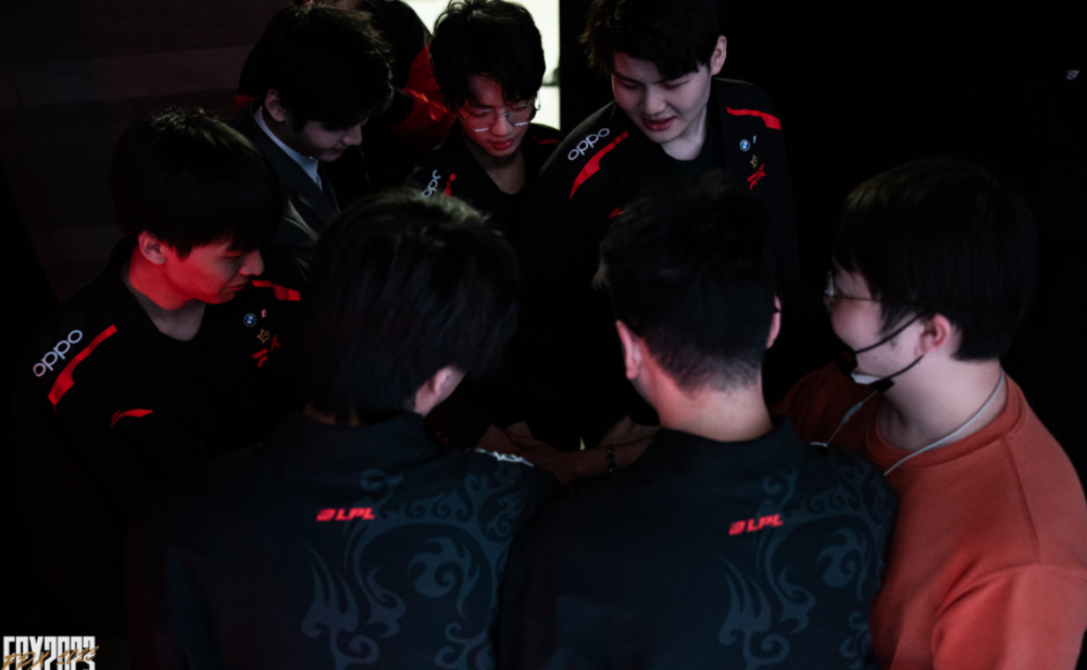 的叙事上重 的叙事上重